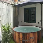 Angie Old Town With Jacuzzi