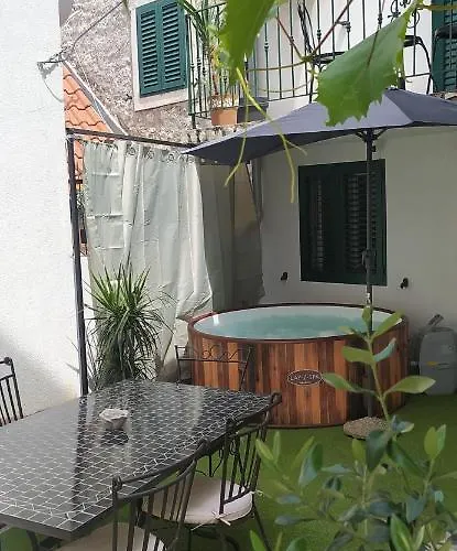 Angie Old Town With Jacuzzi * 스플리트