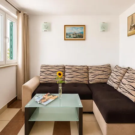 Villa Angie Old Town With Jacuzzi *
