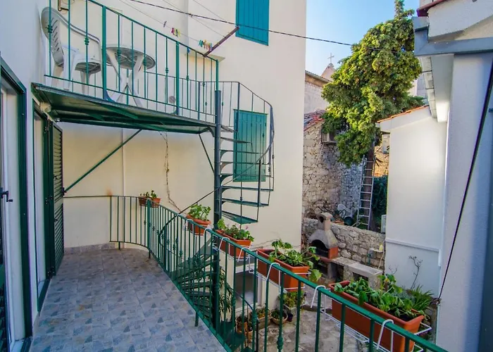 Angie Old Town With Jacuzzi * Сплит