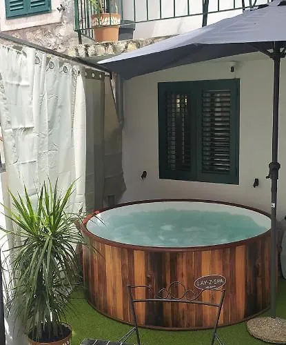 Angie Old Town With Jacuzzi