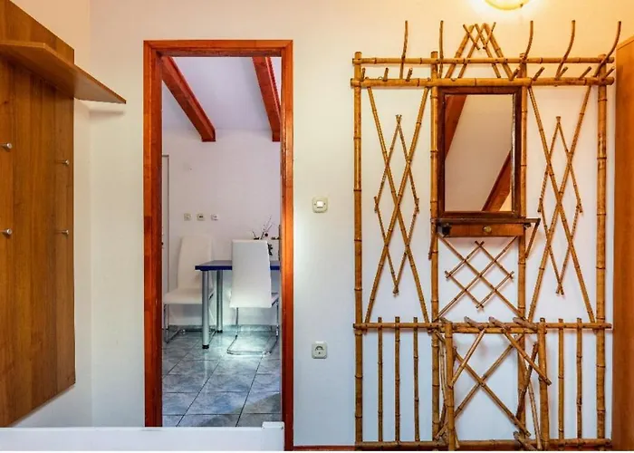 Angie Old Town With Jacuzzi *